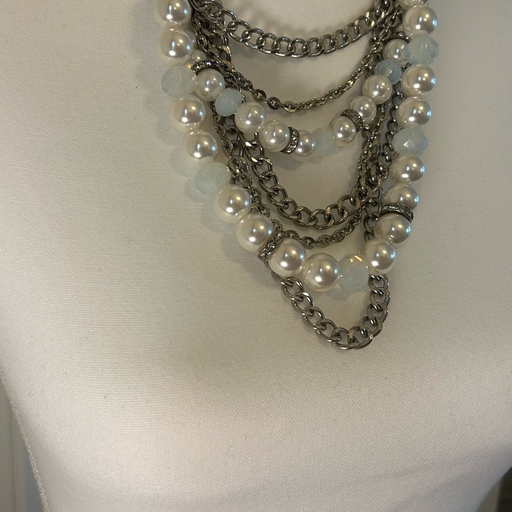 Source Unknown Silver and White Layered Necklace - Picture 3 of 3